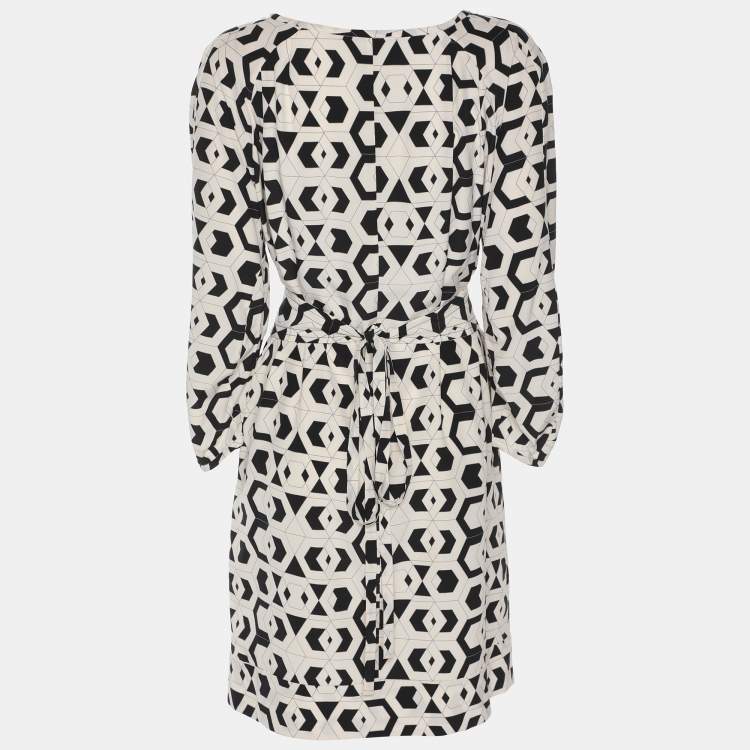 Pre Owned Diane Von Furstenberg Cream/Black Printed Silk Belted Dress S