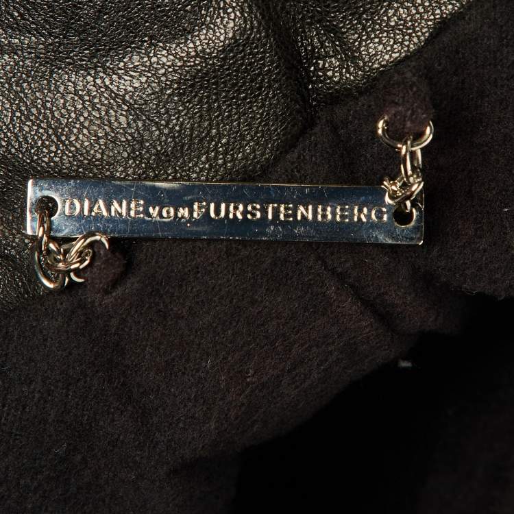 مملوكة مسبقًا Diane Von Furstenberg Black Shearling Faux Fur Vest Coat M