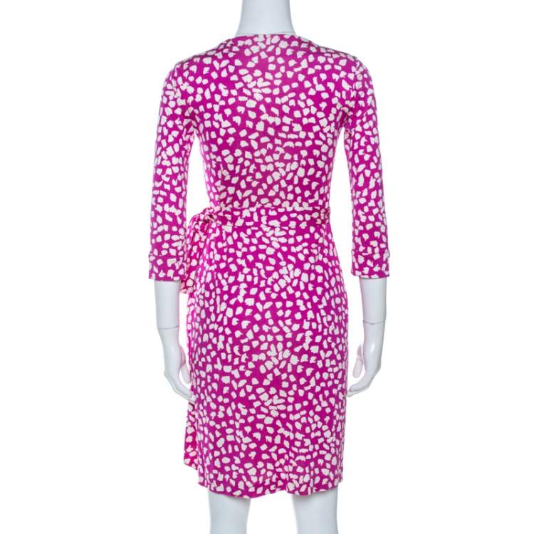 مملوكة مسبقًا Diane Von Furstenberg Pink Printed Silk New Julian Two Wrap Dress XS