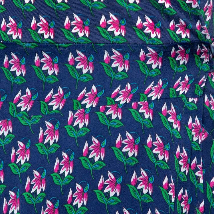 Pre Owned Diane von Furstenberg Navy Blue Floral Print Silk Irina Wrap Dress S