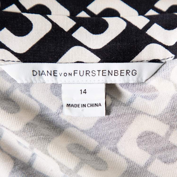 Pre Owned Diane Von Furstenberg Monochrome Silk Abigail Maxi Wrap Dress XL