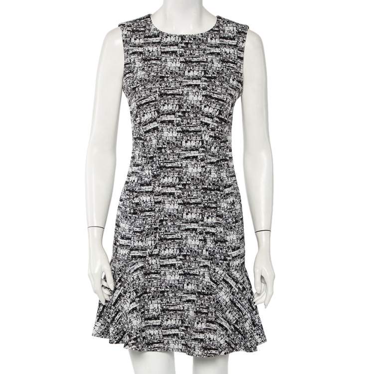 Pre Owned Diane Von Furstenberg Monochrome Jacquard Sleeveless Jaelyn Flutter Dress M