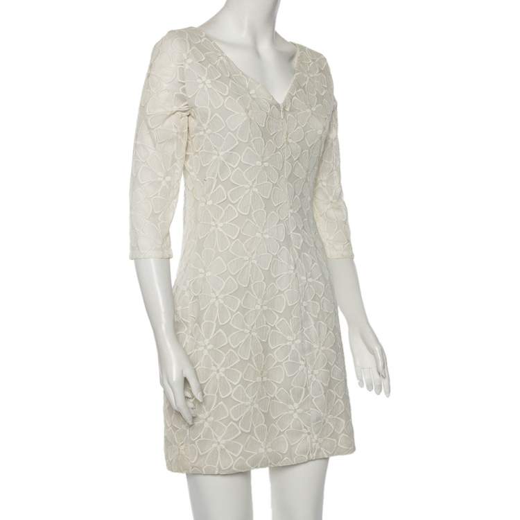 Pre Owned Diane Von Furstenberg Pale Grey & Cream Floral Embroidered Silk Sarita Dress M