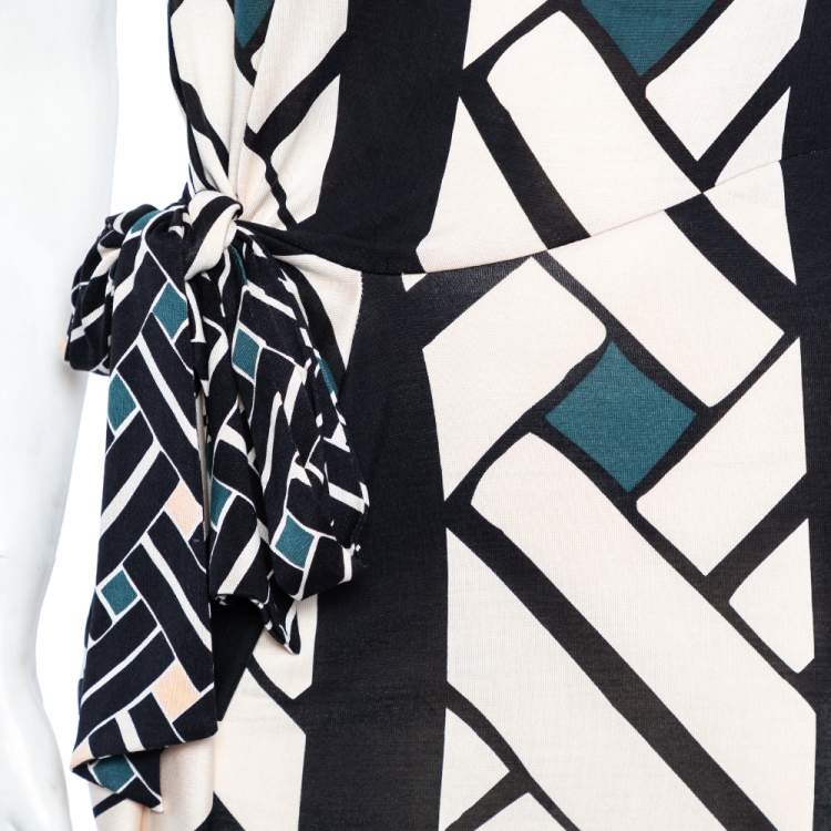 Pre Owned Diane von Furstenberg Multicolored Printed Silk Vanda Dress S