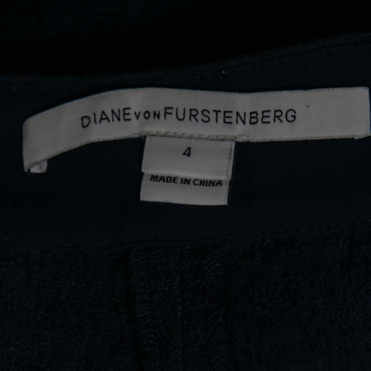 Pre Owned Diane von Furstenberg Navy Blue Textured Cotton Cropped Tapered Trousers S