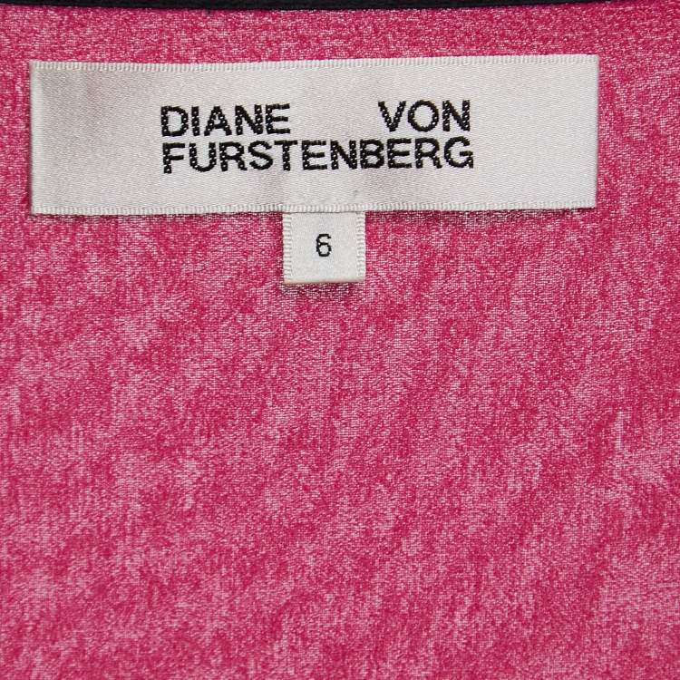 Pre Owned Diane von Furstenberg Pink Multicolor Printed Pleated Wrap Dress M