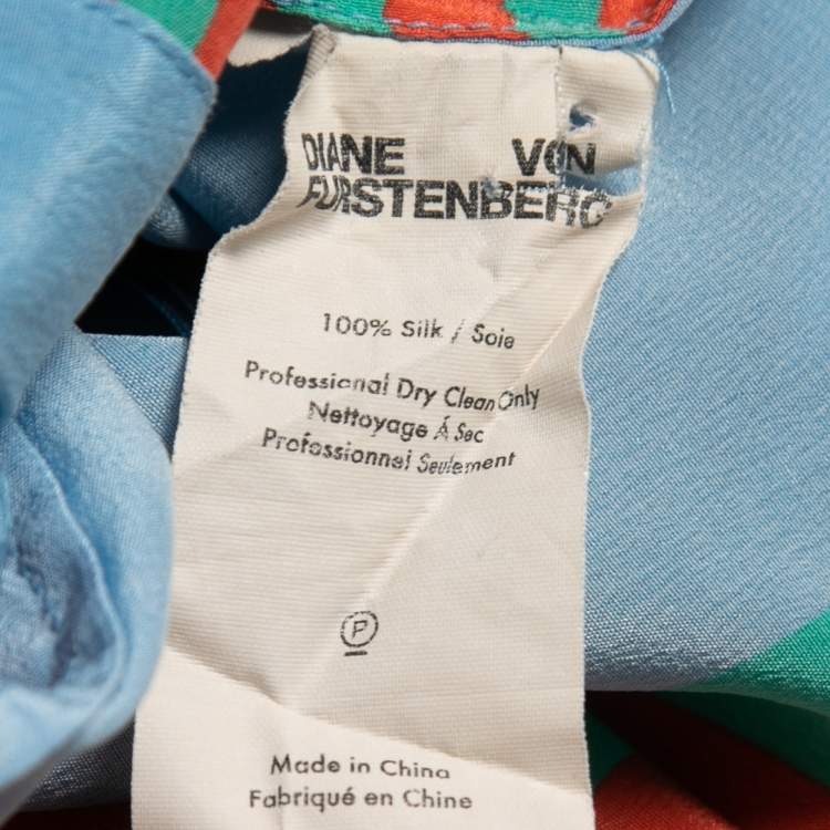 مملوكة مسبقًا Diane Von Furstenberg Blue Striped Silk Round Neck Shirt S