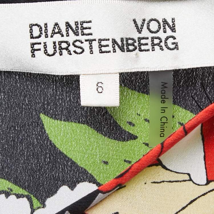 Pre Owned Diane Von Furstenberg Red/Black Floral Printed Silk Short Sleeve Boxy Blouse M