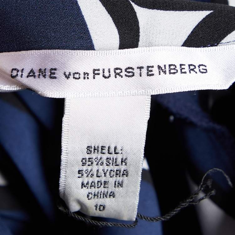 Pre Owned Diane Von Furstenberg Navy Blue Printed Silk Top L