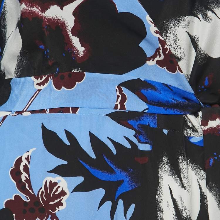 مملوكة مسبقًا Diane Von Furstenberg Blue Floral Print Silk Wrap Dress L
