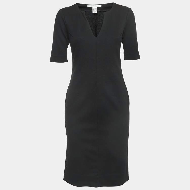 مملوكة مسبقًا Diane Von Furstenberg Black Knit V-Neck Dress S