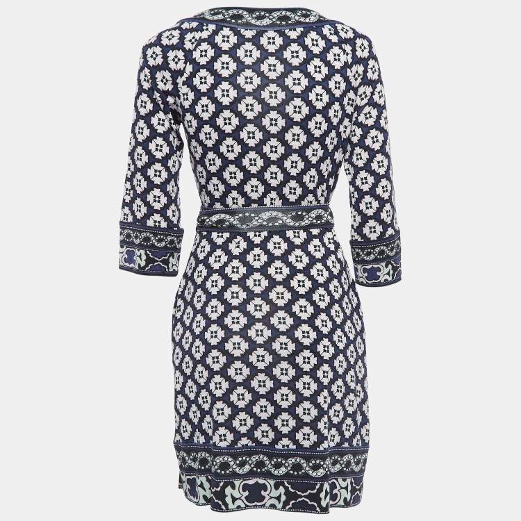Pre Owned Diane Von Furstenberg Pink/Blue Printed Silk Wrap Midi Dress