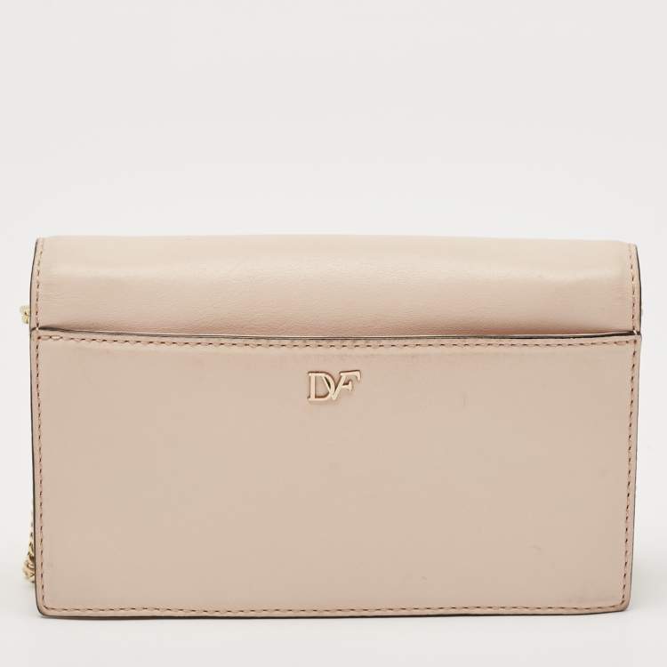 Pre Owned Diane Von Furstenberg Dusty Pink Leather Metal Flap Chain Clutch