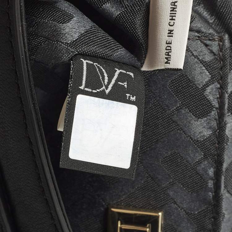 Pre Owned Diane Von Furstenberg Flirty Lips Black/Off White Quilted Leather Shoulder Bag
