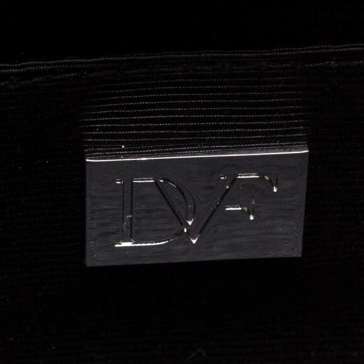 Pre Owned Diane Von Furstenberg Black/Gold Lace and Patent Leather Sphere Chain Clutch