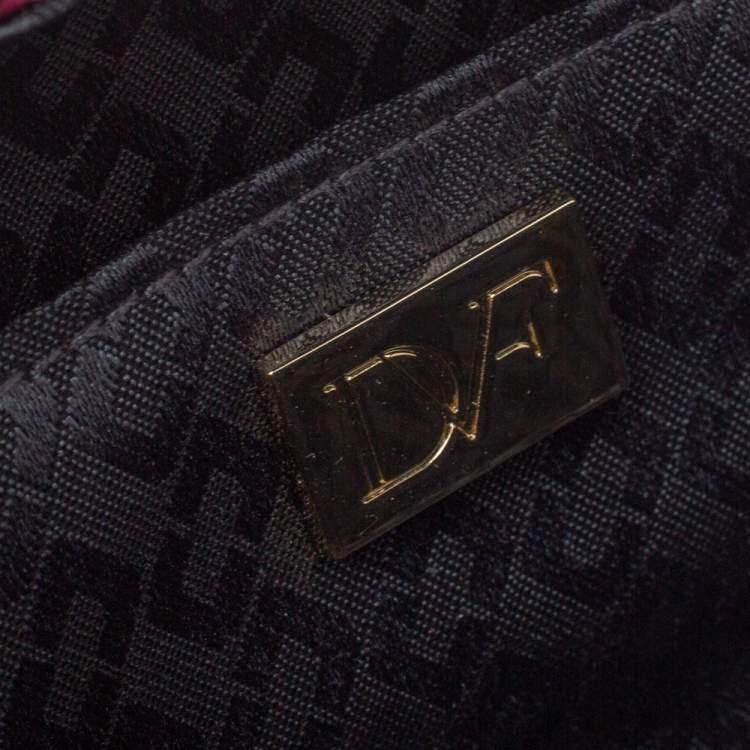 Pre Owned Diane Von Furstenberg Magenta/Black Python Flirty Minaudiere Chain Clutch