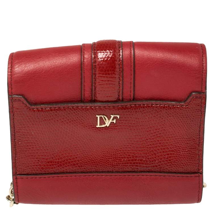 Pre Owned Diane Von Furstenberg Red Leather Micro Mini Sutra Crossbody Bag