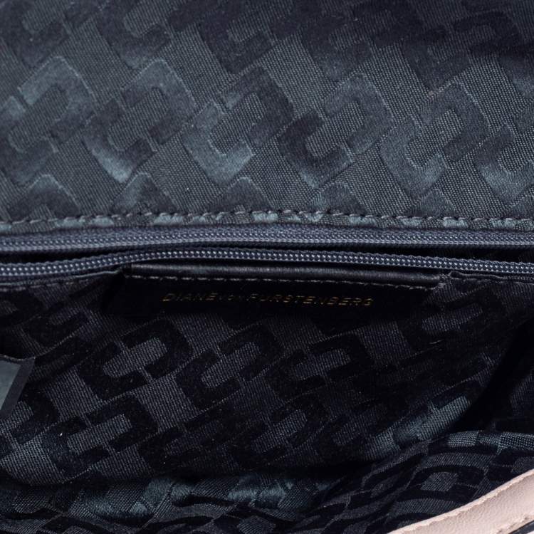 Pre Owned Diane Von Furstenberg Salmon Pink Quilted Leather 440 Flap Clutch