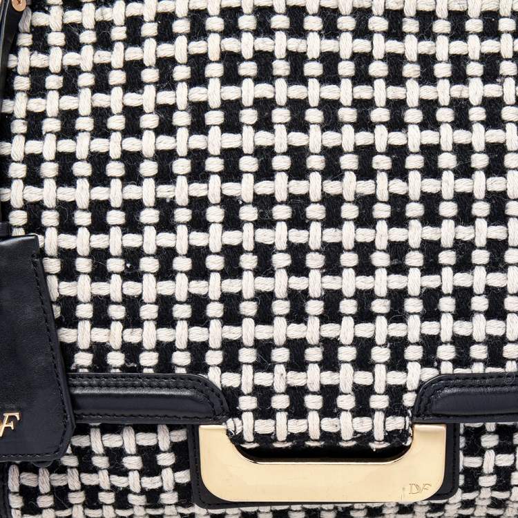 Pre Owned Diane von Furstenberg Black Leather And Fabric Shoulder Bag