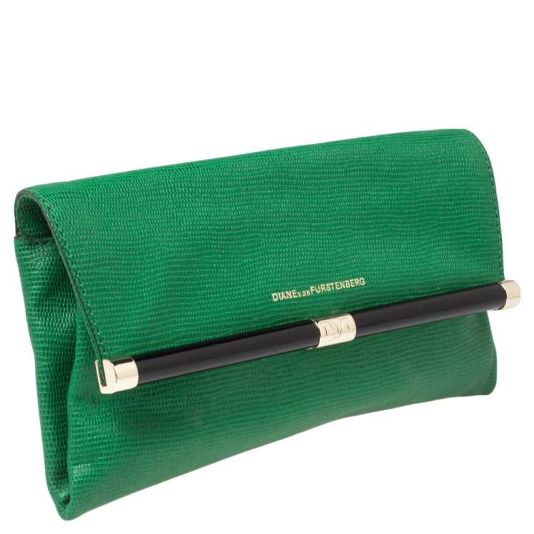 Pre Owned Diane von Furstenberg Green Lizard Embossed Leather 440 Envelope Clutch