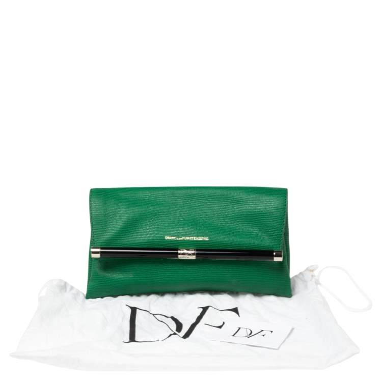 Pre Owned Diane von Furstenberg Green Lizard Embossed Leather 440 Envelope Clutch