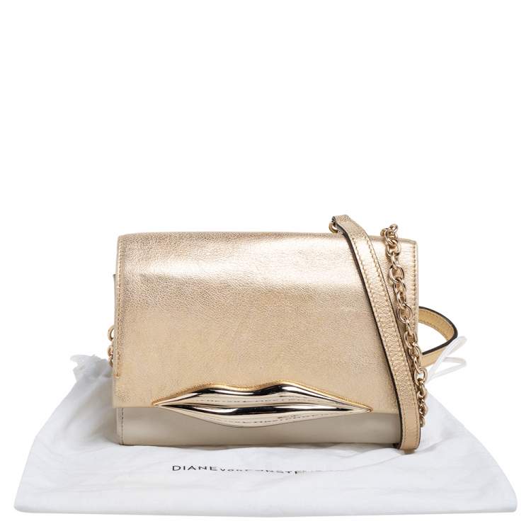Pre Owned Diane von Furstenberg Gold/Off White Leather Flirty Lips Mini Crossbody Bag