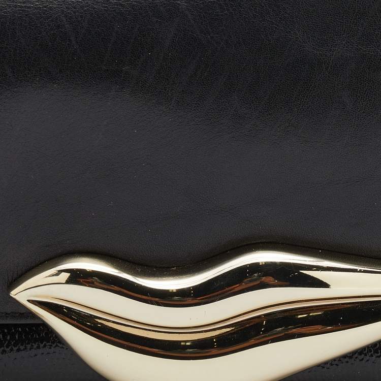 Pre Owned Diane Von Furstenberg Black Patent and Leather Flirty Lips Shoulder Bag