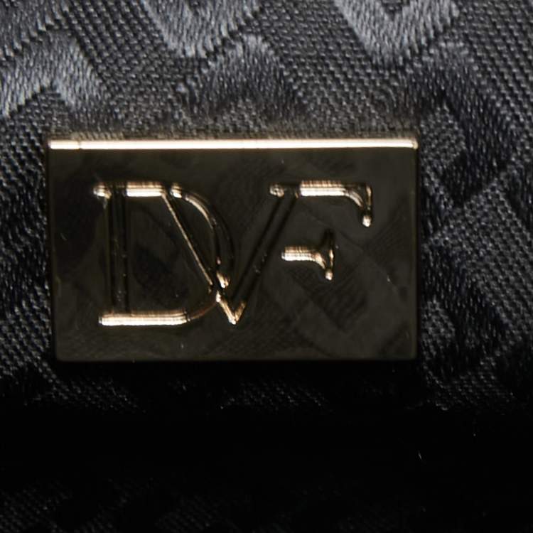 Pre Owned Diane Von Furstenberg Red Leather Flirty Lips Shoulder Bag