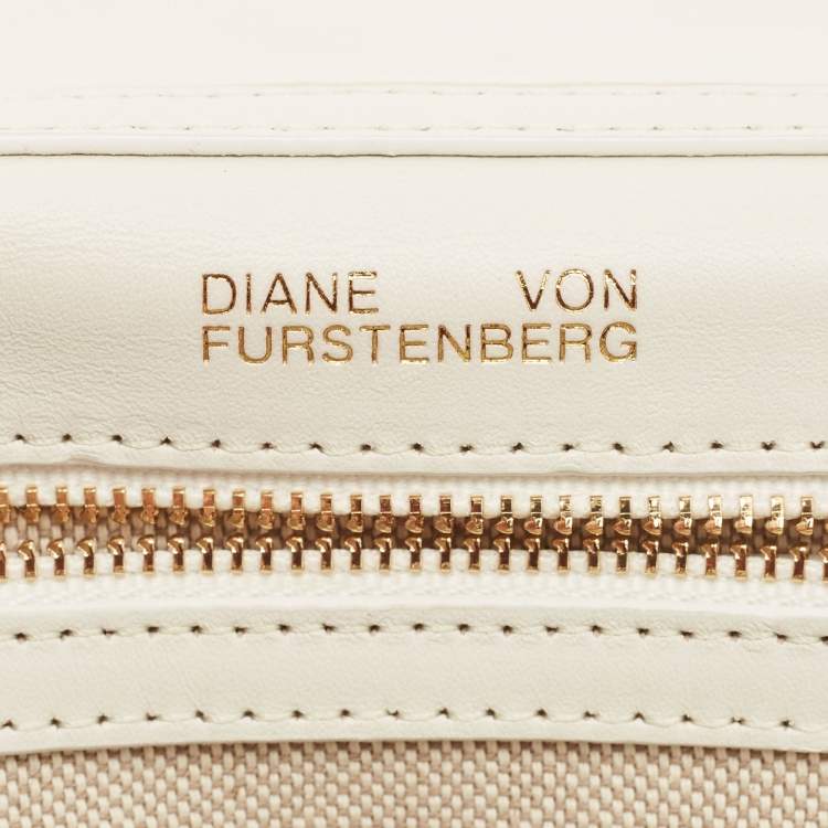 Pre Owned Diane Von Furstenberg Silver/White Sequins and Leather Flap Shoulder Bag