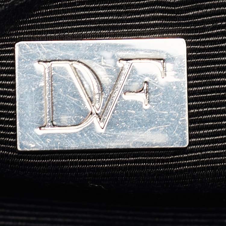Pre Owned  Diane Von Furstenberg Turquoise Python Embossed Leather Lytton Clutch