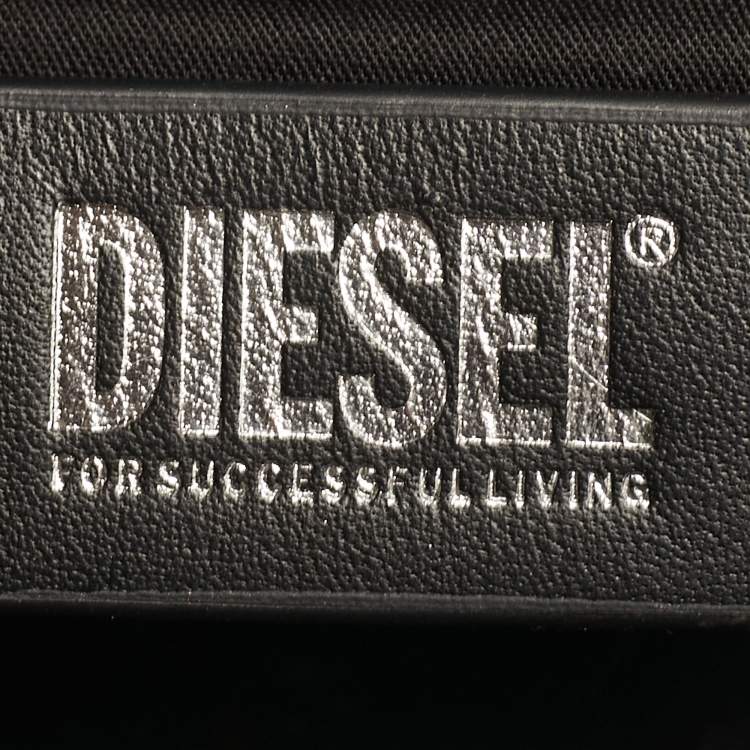 Pre Owned Diesel Crystal Embellished 1DR Olive Green/White Leather Shoulder Bag