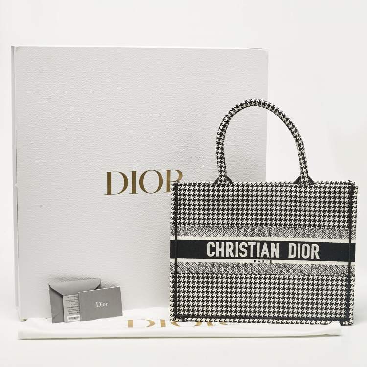 Pre Owned Dior Black/White Canvas Medium Houndstooth Book Tote 