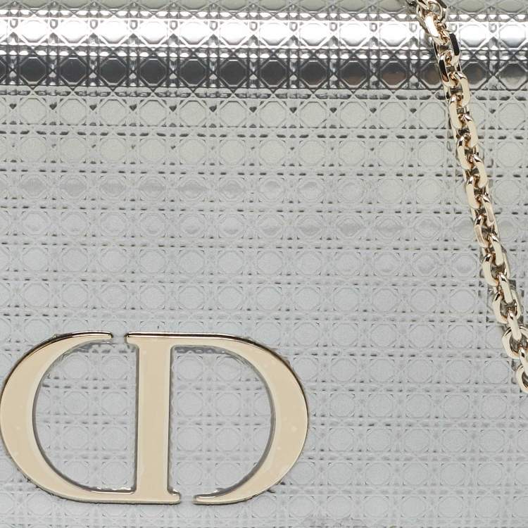 Pre Owned Dior Silver Microcannage Patent Leather 30 Montaigne Convertible Belt Bag