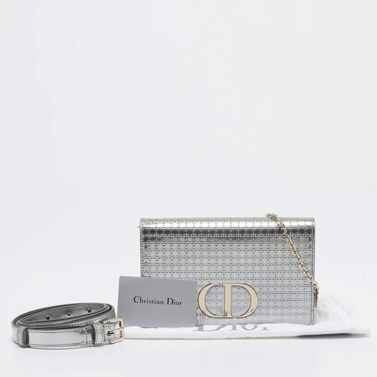 Pre Owned Dior Silver Microcannage Patent Leather 30 Montaigne Convertible Belt Bag
