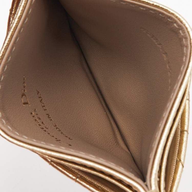 مملوك�ة مسبقًا Dior Gold Cannage Leather 30 Montaigne Card Holder