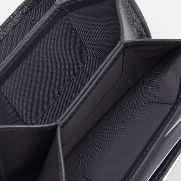 Pre Owned  Dior Silver Crinkled Leather Diorama Gusset Card Holder