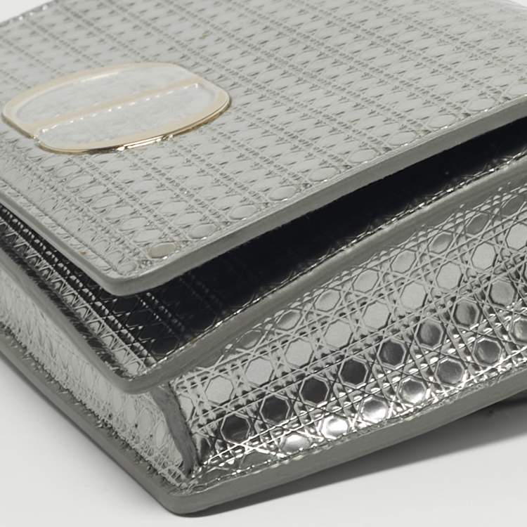 Pre Owned Dior 2in1 30 Montaigne Silver Microcannage Patent Leather Pouch Bag