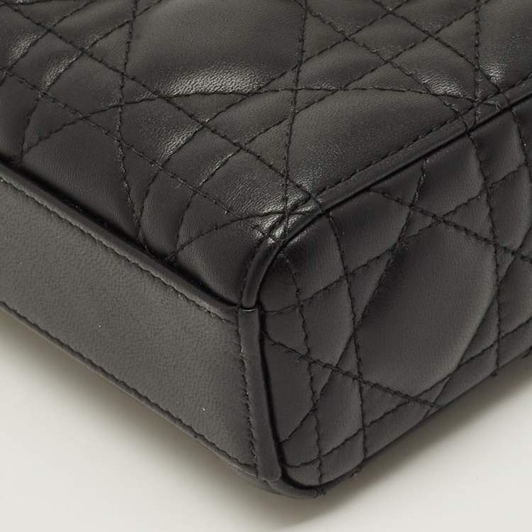 مملوكة مسبقًا حقيبة يد توت س ديور ليدي دي-جوي جلد زهري فاتح متوسطة