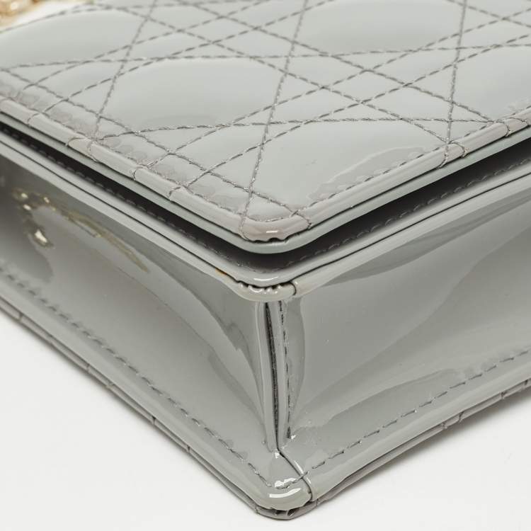 Pre Owned Dior Grey Cannage Patent Leather Lady Dior Chain Pouch