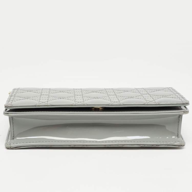 Pre Owned Dior Grey Cannage Patent Leather Lady Dior Chain Pouch