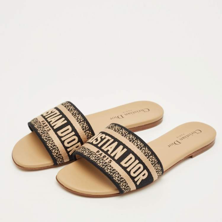 Pre Owned Dior Dway Size 37 Beige/Black Canvas Embroidered Flat Slide