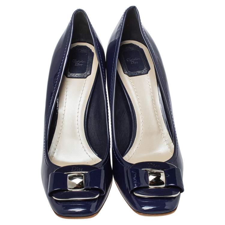 Pre Owned Dior Navy Blue Patent Leather Buckle Pumps Size 42