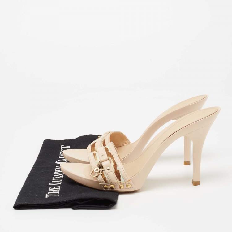 مملوكة مسبقًا Dior Beige/Brown Canvas And Leather Open Toe Slide Sandals Size 40.5