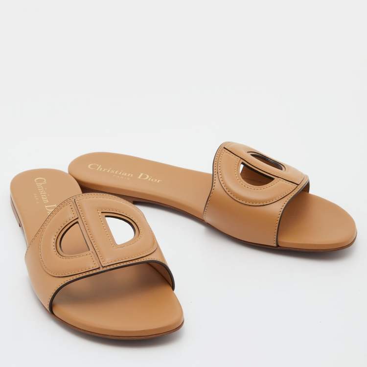 Pre Owned Dior Beige Leather D Club Flat Slides Size 37.5