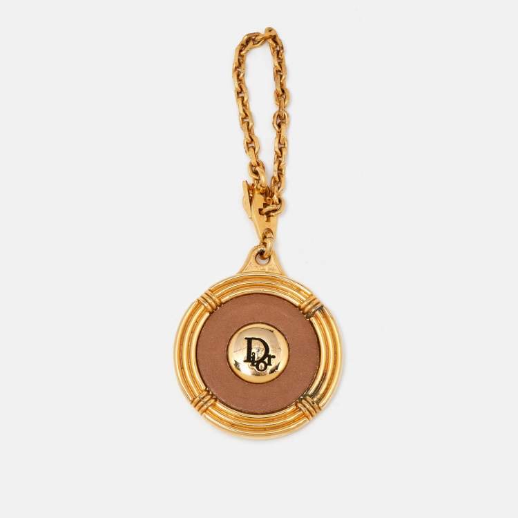 مملوكة مسبقًا Dior Brown Leather Gold Tone Keychain