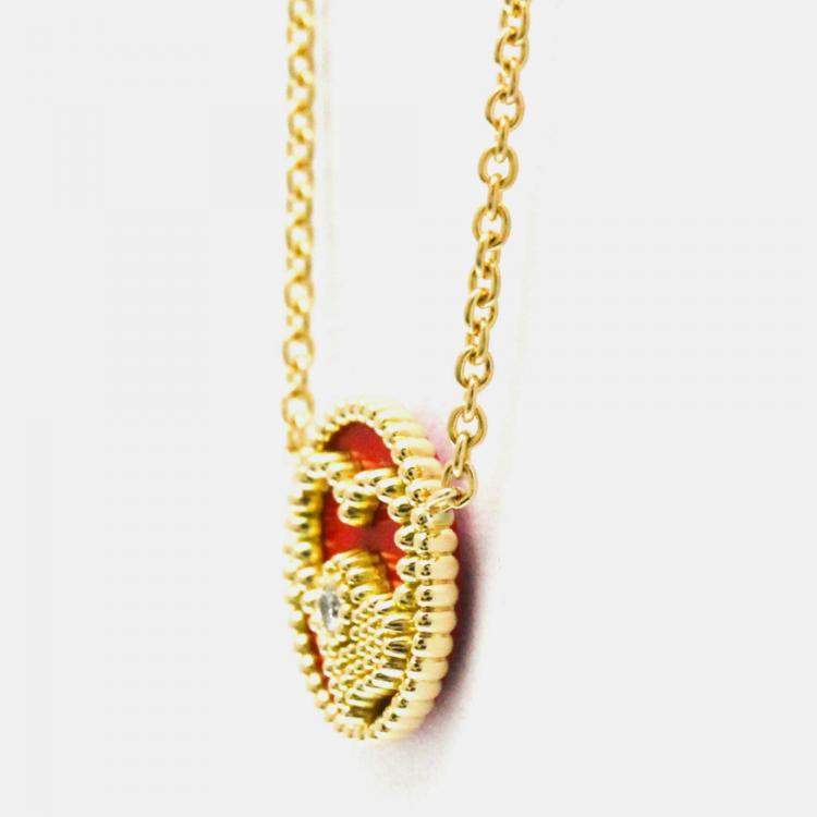 Pre Owned Christian Dior Rose Des Vents Heart 18K Yellow Gold Carnelian Pendant Necklace
