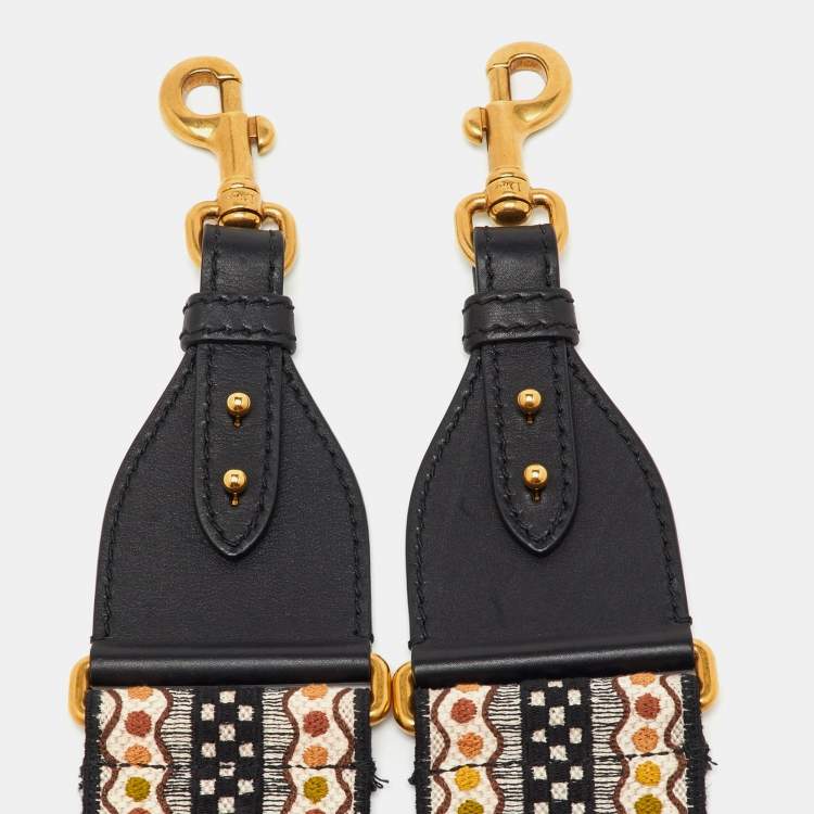 مملوكة مسبقًا حمالة كتف ديور بوهمي جلد وكانفاس مرصع متعدد الألوان