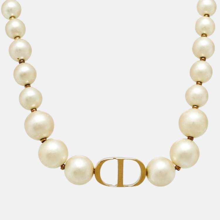 Pre Owned Dior 30 Montaigne Faux Pearl Gold Tone Choker Necklace