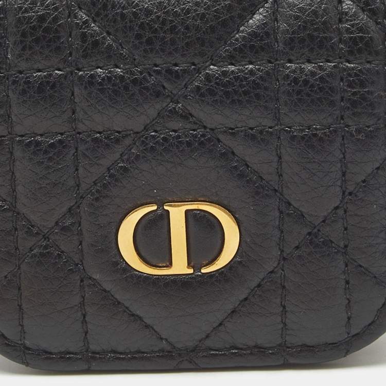 Pre Owned جراب ايربودز كاروه ديور جلد كاناج أسود مع سلسلة