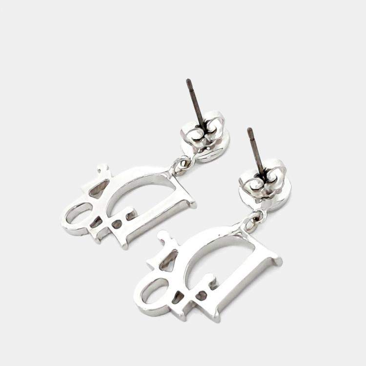 مملوكة مسبقًا Dior Silver Plated earrings
